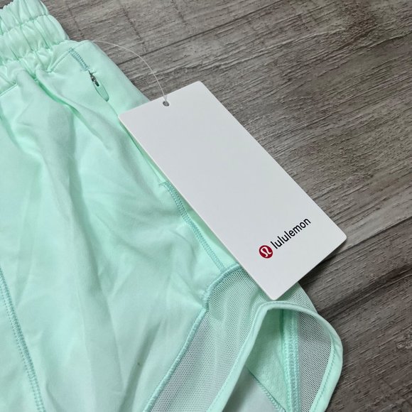 Lululemon Athletic Hotty Hot LR Lined Short 4” Mint Moment NWT Women’s Size 6 - Picture 11 of 12